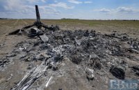 Недоліт: фотокореспондент LB.ua знайшов залишки гвинтокрила, що мав прикривати російський десант у Гостомелі