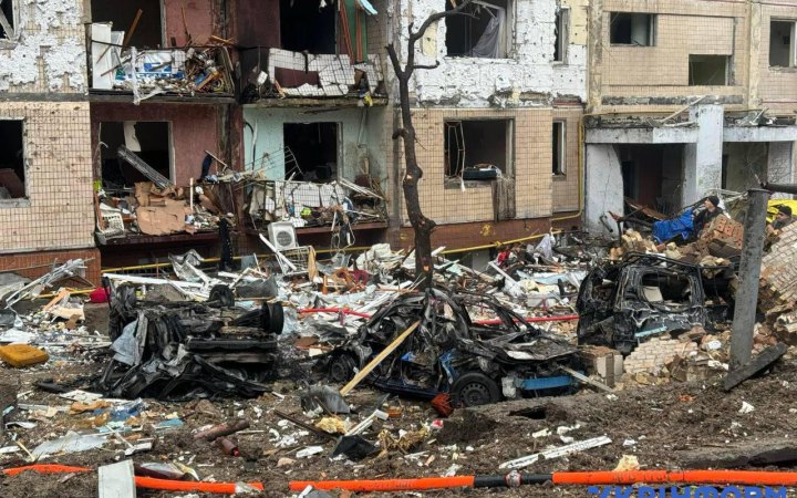 Головне за ніч та ранок вівторка, 2 січня: масована атака на Київ та Харків, бої під Авдіївкою та Бахмутом, вибухи під Воронежем