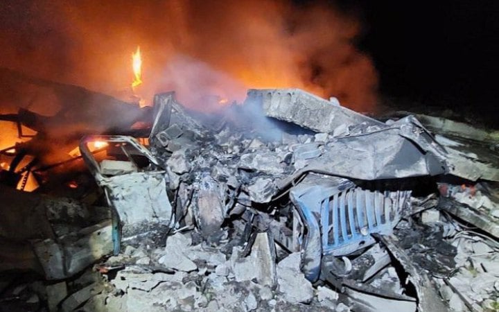 Росіяни обстріляли цивільну інфраструктуру у Кривому Розі (оновлено)