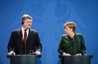 Порошенко обсудил с Меркель итоги ее переговоров с Путиным