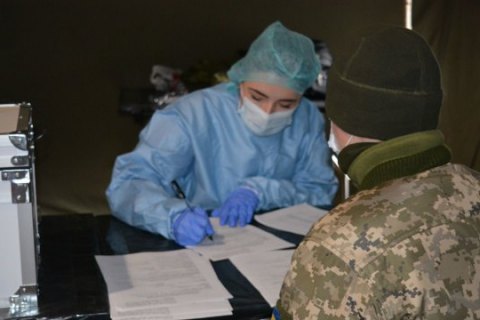 Еще 51 украинский военнослужащий заболел ковидом