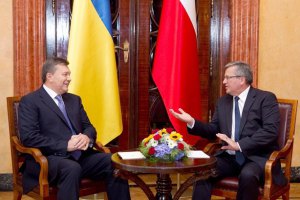 Власть и оппозиция одинаково ответственны за насилие в Киеве, - Коморовский
