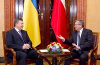 Власть и оппозиция одинаково ответственны за насилие в Киеве, - Коморовский