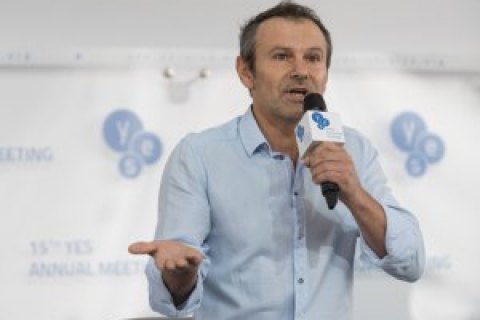 Вакарчук: Я готовий змінювати країну