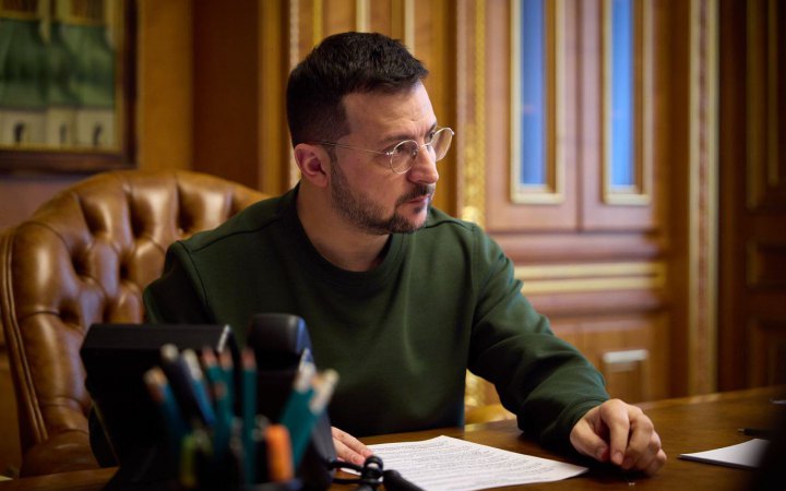 Зеленський провів телефонну розмову з прем’єр-міністром Індії