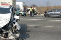 У Києві масштабна ДТП заблокувала рух на людній вулиці