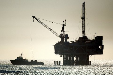 Цена на американскую нефть упала до уровня 1999 года