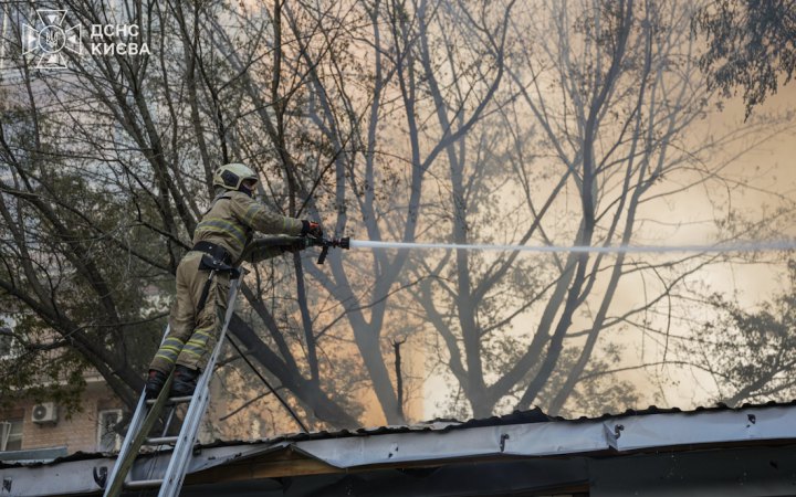 РФ знову атакувала Київ безпілотниками, є постраждалі (оновлено)