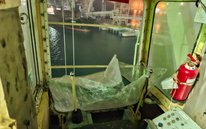 Від початку повномасштабного вторгнення РФ постраждало понад 190 цивільних суден