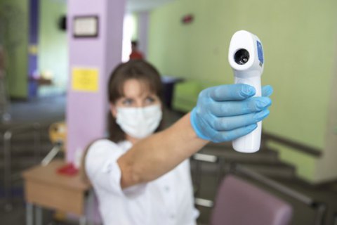 Более 2300 случаев коронавируса зарегистрировали в Украине за последние сутки