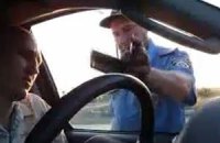 Пьяный водитель автобуса привез отдыхающих в Крым