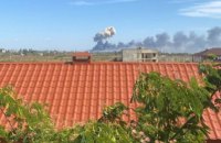 Окупанти повідомляють про одного загиблого та п'ятьох поранених внаслідок вибухів у Новофедорівці (оновлено)