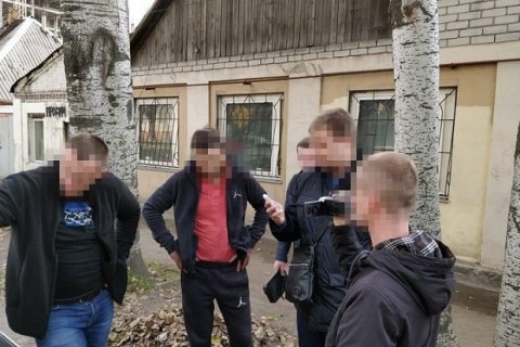 В Запорожье мужчина представился депутатом и предлагал взятку сотруднику СБУ
