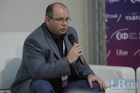 Валерий Калныш уходит с "Радио НВ", а сама радиостанция сменит формат с 1 июля