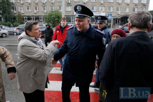 В "Батькивщине" хотят заставить милицию снимать на камеру все контакты с людьми