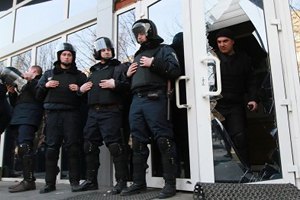 Кабмін вирішив збільшити зарплати міліціонерів і прикордонників