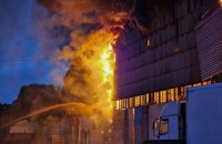 Росіяни атакували Львів "шахедами", є  влучання в склади та загиблий (доповнено)