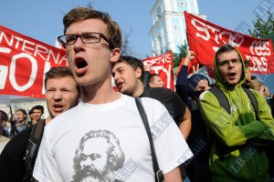 Студенты снова вышли на митинг (ОБНОВЛЕНО)