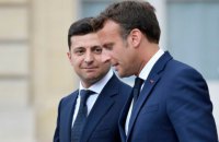 Зеленський провів телефонну розмову з Макроном