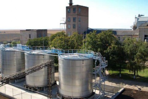 Промышленность Украины в апреле упала на 16%