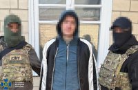 У Києві затримали чоловіка за підозрою в організації підпалів військових автомобілів на замовлення ФСБ