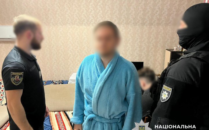 У Румунії затримали українця, підозрюваного в продажу дитячої порнографії на 938 тис. доларів 