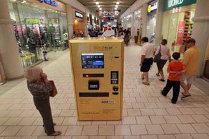 В Великобритании начали продавать золото в автоматах
