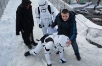 Штурмовики Дарта Вейдера гибнут на улицах Киева