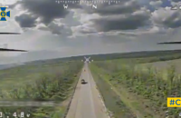 СБУ показала, як дрони знищують російську техніку