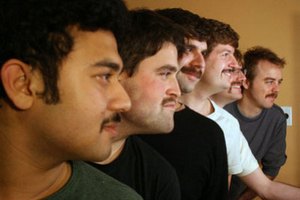 В США стартовала благотворительная акция Movember, участники которой в течение месяца носят усы