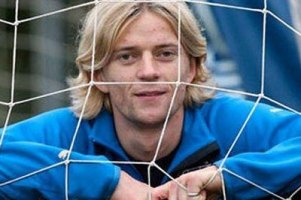 Тимощук: "Пожелал в твиттере выздоровления Луческу"