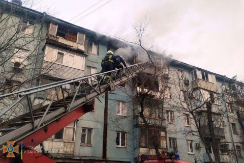 В Запорожье произошел пожар в многоэтажке, один человек травмирован