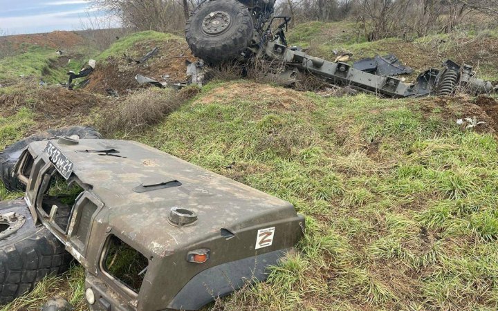 Морпіхи знищили ворожий танк та склад з боєприпасами