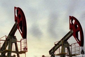 С нефтегазовых платформ ВР эвакуаруют людей из-за угрозы шторма 