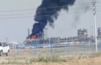 ​Нафтопереробний завод у Росії міг бути атакований безпілотником. Відео