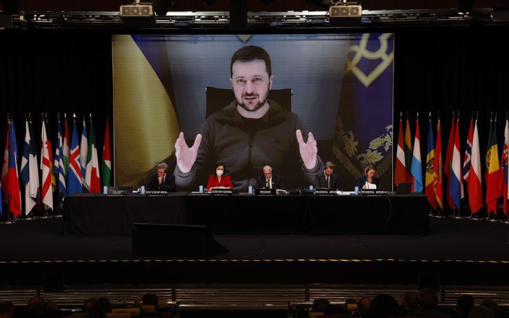 Зеленський розкритикував обговорення в НАТО умов для запрошення України