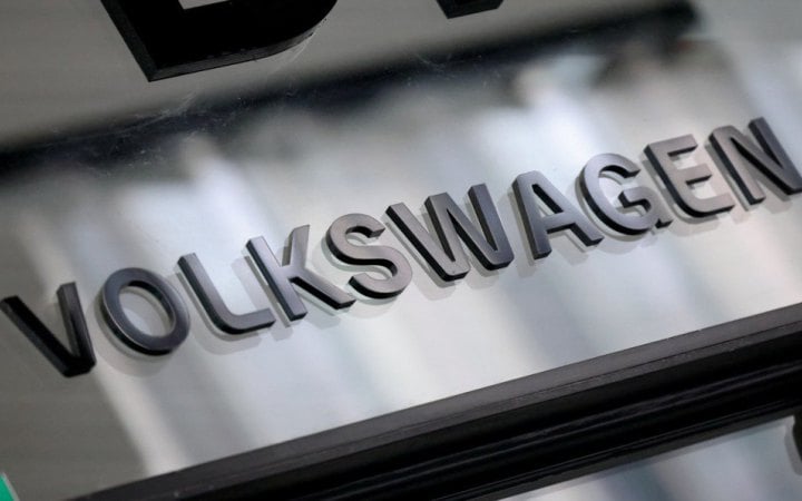 Volkswagen скоротить половину модельного ряду та 50 000 робочих місць 