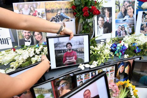 Размер компенсаций для родственников жертв катастрофы самолета МАУ должен быть определен путем переговоров, - МИД