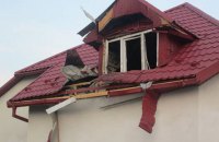 В Мукачевском районе обстреляли рыбный магазин из гранатомета 