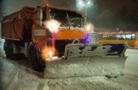 "Київавтодор" задіяв 134 одиниці техніки для запобігання ожеледиці