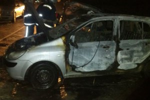 Страховщики грозят поджигателям автомобилей исками