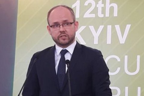 Польша ждет от Украины нового подхода в решении вопросов исторического наследия 