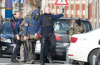 Підозрювані у тероризмі відкрили вогонь по поліцейських у Брюсселі