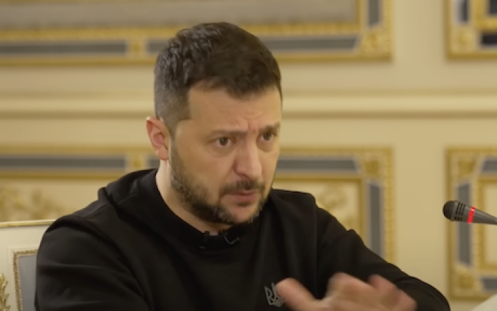 Зеленський розповів, що пережив не менше п'яти-шести замахів: "Перший – дуже цікаво"