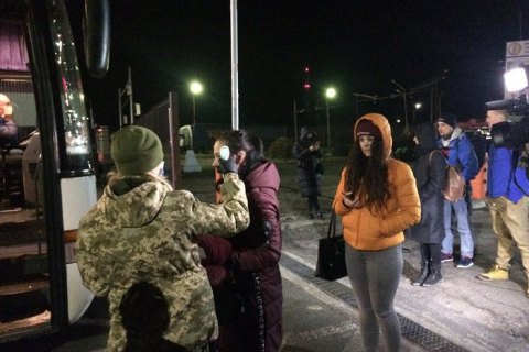 ​Из Польши в Украину прибыли около 3,4 тыс. украинцев