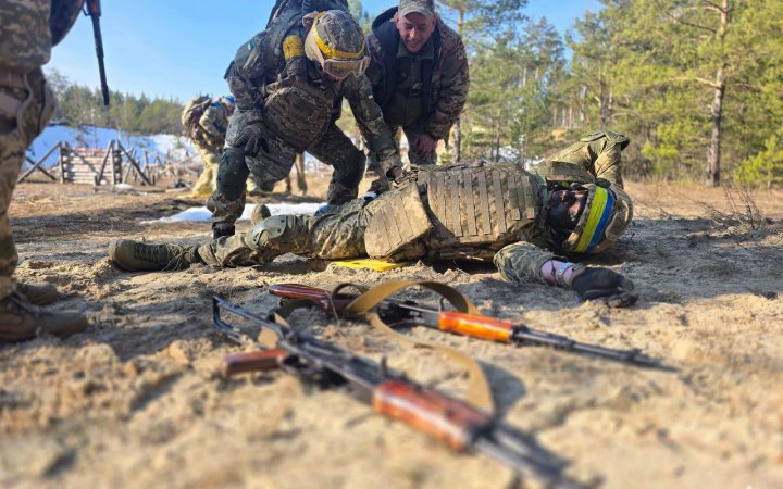 152 бойових зіткнення зафіксовано на фронті від початку доби