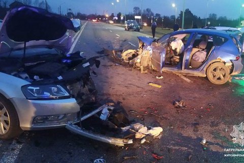 Вблизи Житомира произошло масштабное ДТП, движение на Бердичев организовано в объезд 