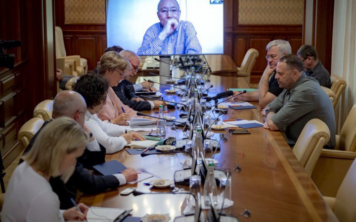 Єрмак провів зустріч із послами країн G7