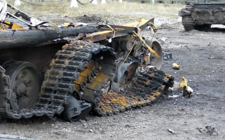 РФ не може виробляти достатньо гуми для заміни зношених шин військової техніки, − ISW