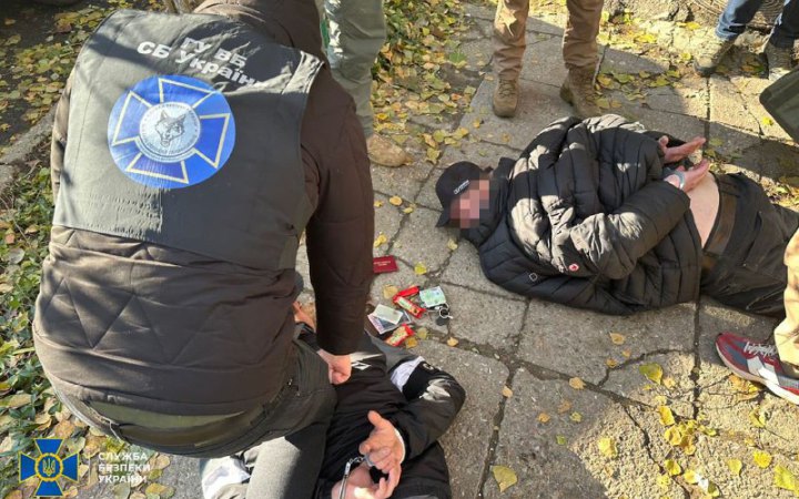 Затримали рекетирів, які "обкладали даниною" ухилянтів на Одещині